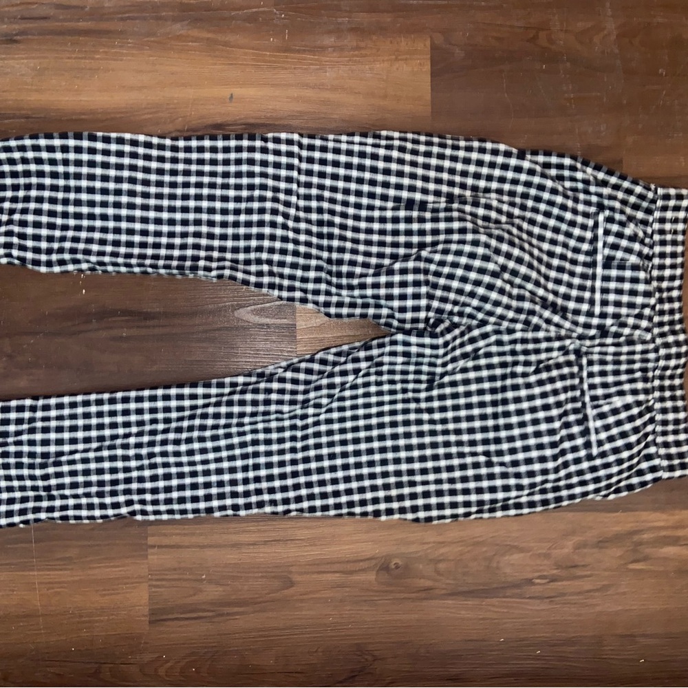 Tapered cropped Hollister pants gingham plaid size med